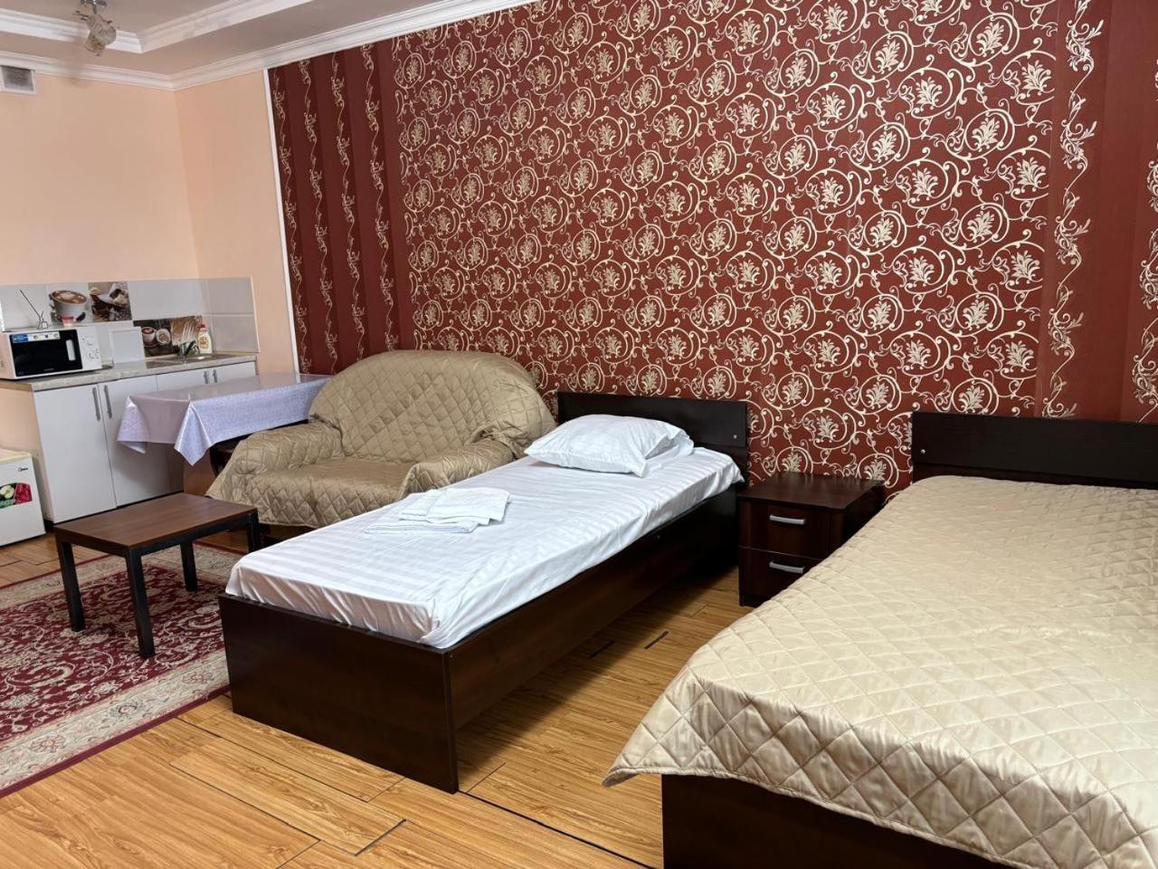 Sky House Astana Hotel Bagian luar foto