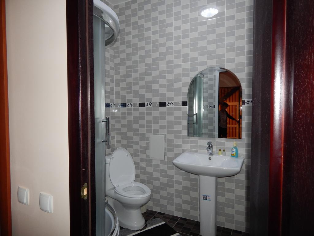 Sky House Astana Hotel Ruang foto